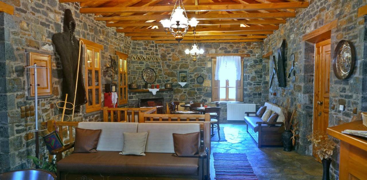 Antoniou Guesthouse Kastanitsa Exteriör bild