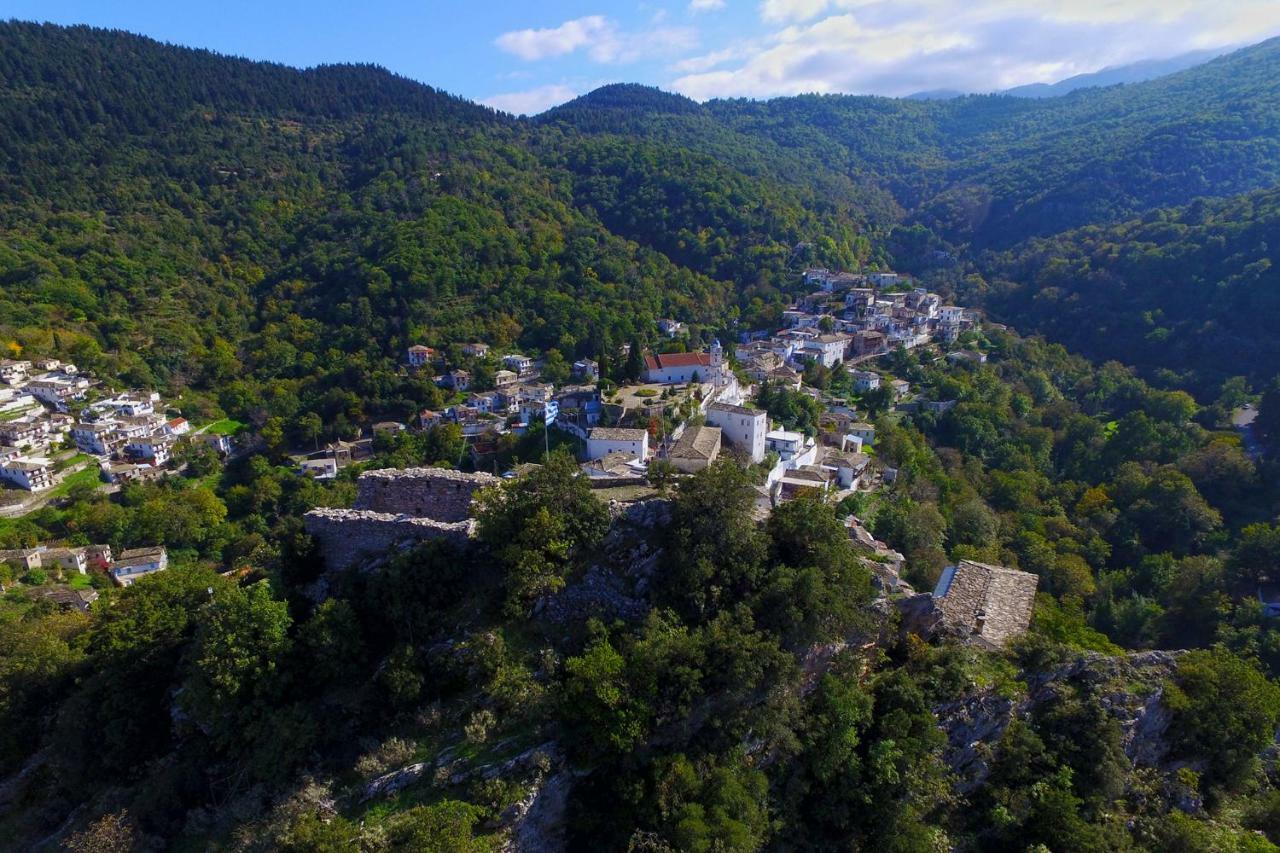 Antoniou Guesthouse Kastanitsa Exteriör bild